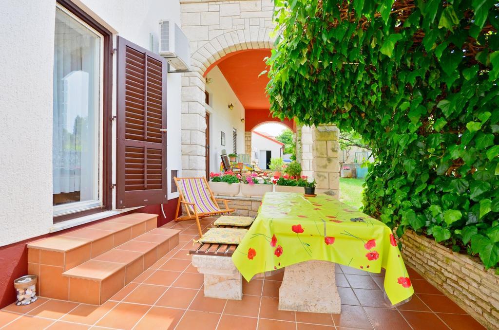 Apartments Bogetic Premantura Exterior foto