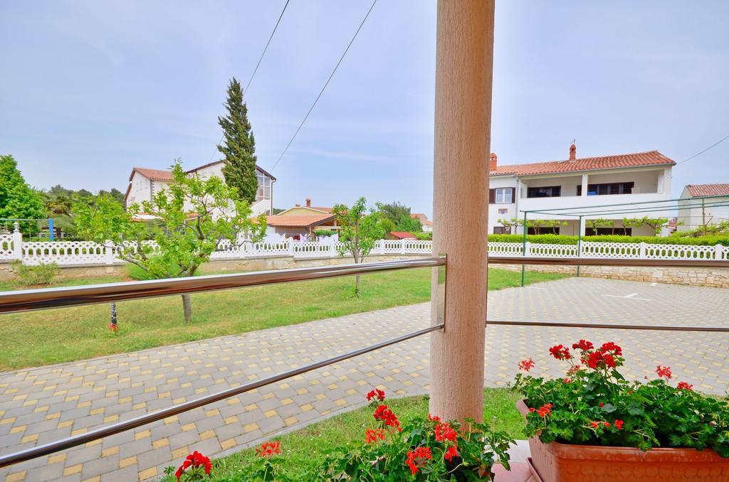 Apartments Bogetic Premantura Exterior foto